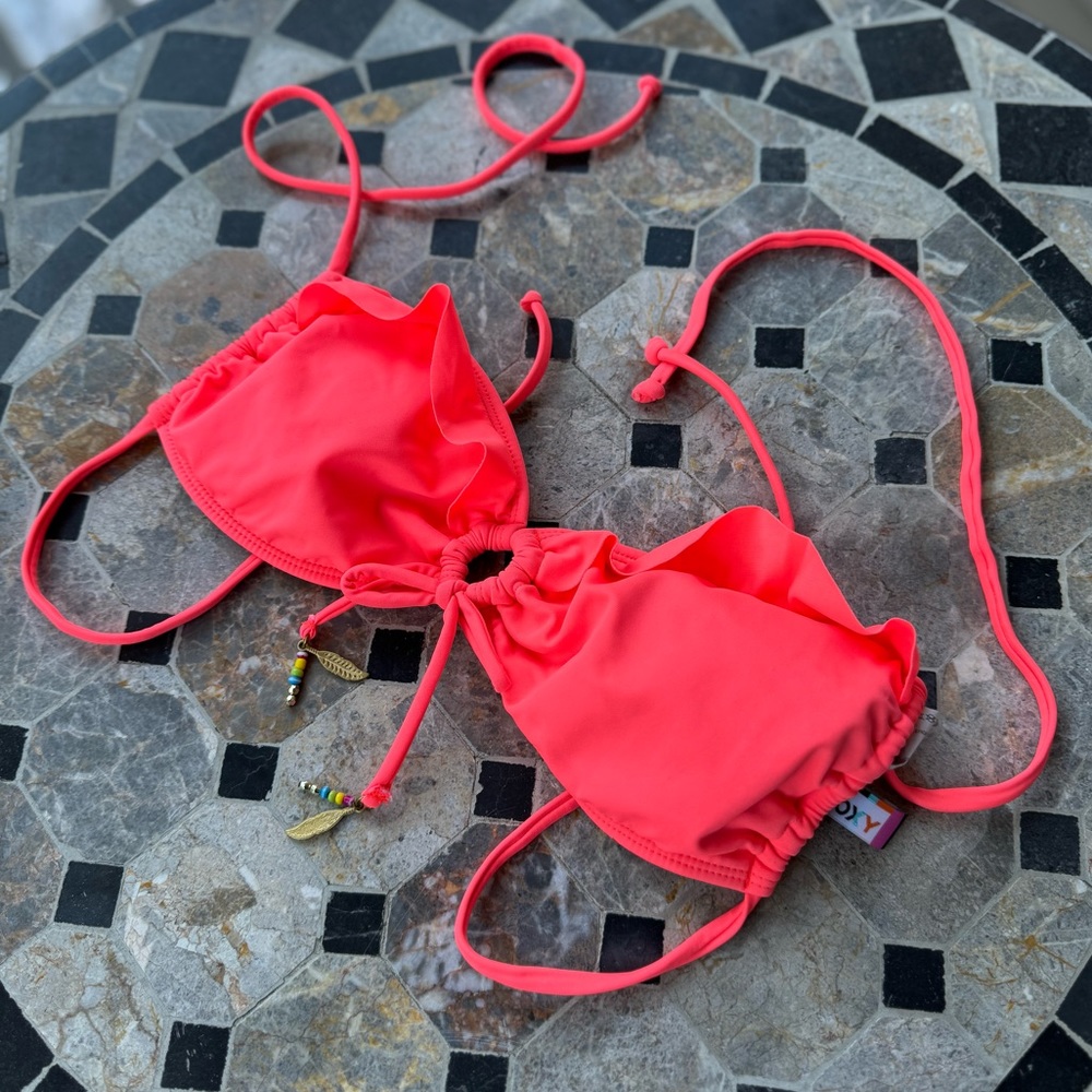 Roxy Coral Ruffled Bikini Top, Size M